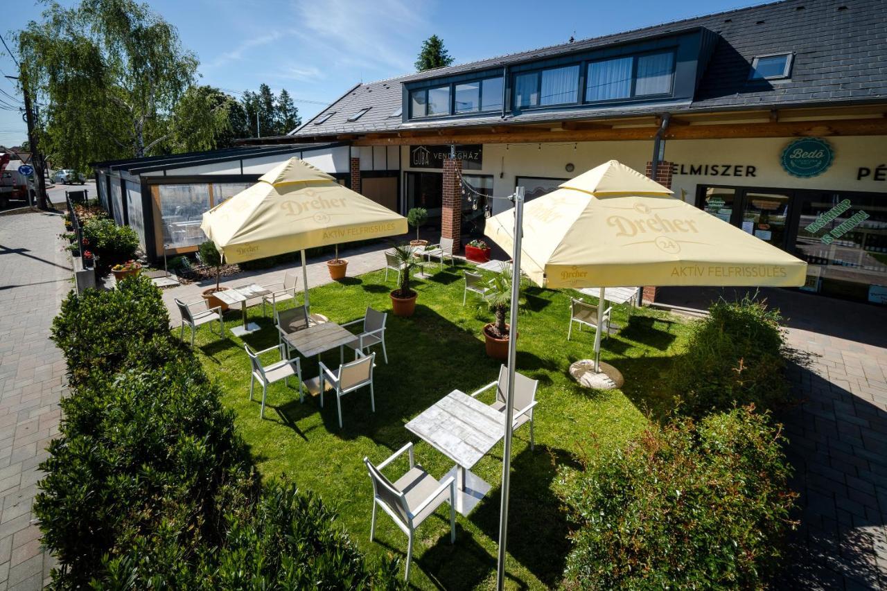 Pipacs Panir & Grill Garden Vendeghaz Hotel Győrújbarát Eksteriør billede