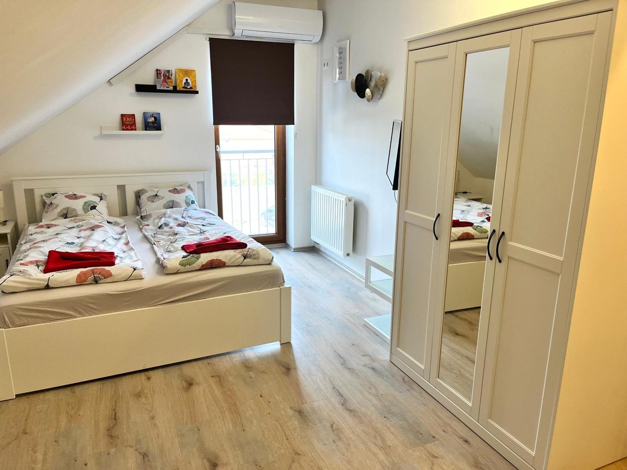 Pipacs Panir & Grill Garden Vendeghaz Hotel Győrújbarát Eksteriør billede